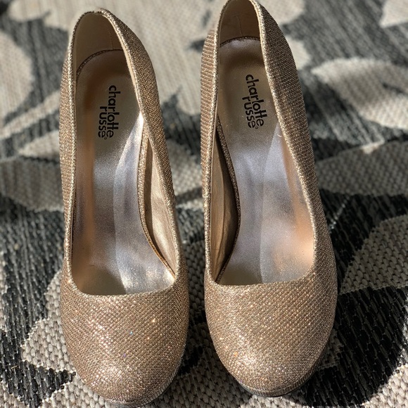 Champagne Gold Heels - Picture 2 of 3